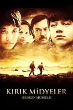 Kırık Midyeler (2011)